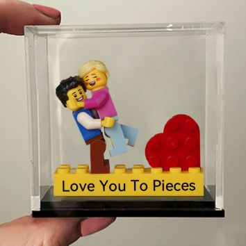 Customize a special gift for your love for Valentine's Day 2025!